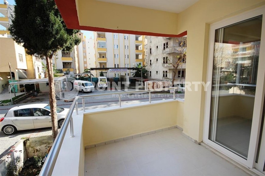 Comfortable apartment 2+1 on the 1st floor in a building built in 2002, in the center of Mahmutlar district-id-6978-photo-12