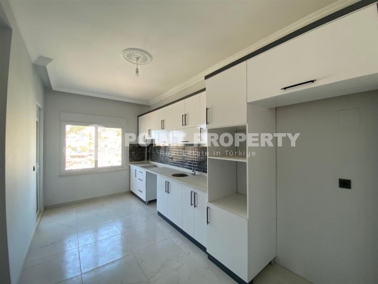 Новые квартиры с чистовой отделкой в 600 метрах от моря, в спокойном районе Аланьи - Демирташ-id-6979-фото-7