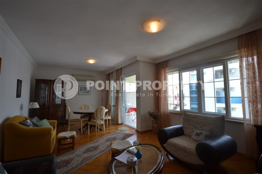 Furnished apartment 3+1, total area 130 m2, 100 meters from the famous Cleopatra Beach-id-6984-photo-2