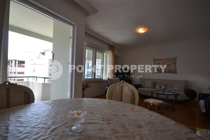 Furnished apartment 3+1, total area 130 m2, 100 meters from the famous Cleopatra Beach-id-6984-photo-4