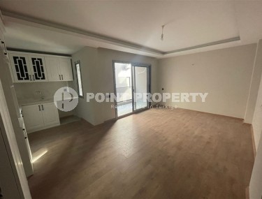 New apartment with fine finishing in the center of the resort area of Mersin - Erdemli-id-6991-photo-3