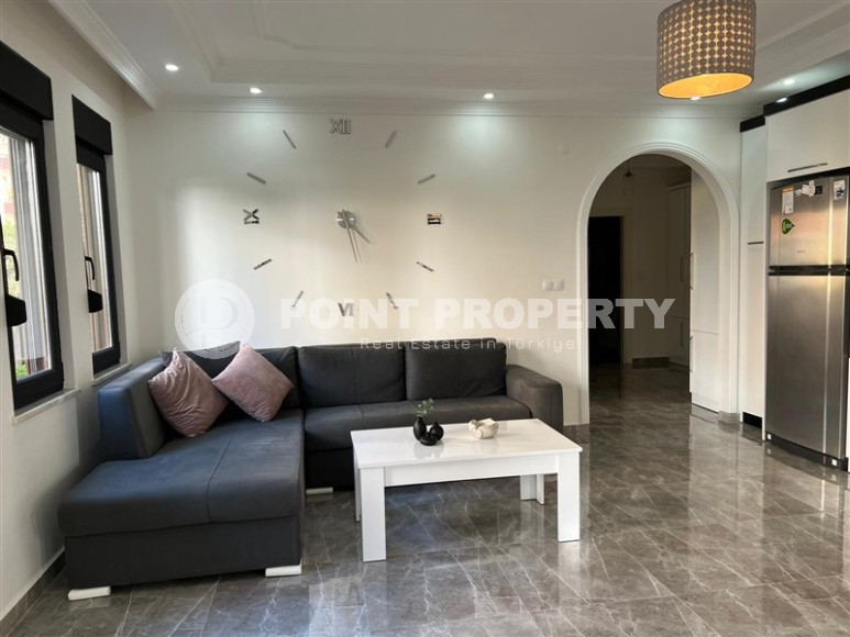 Комфортабельная квартира с новым ремонтом и современным дизайном, в 250 метрах от моря, в центре района Оба-id-6992-фото-2