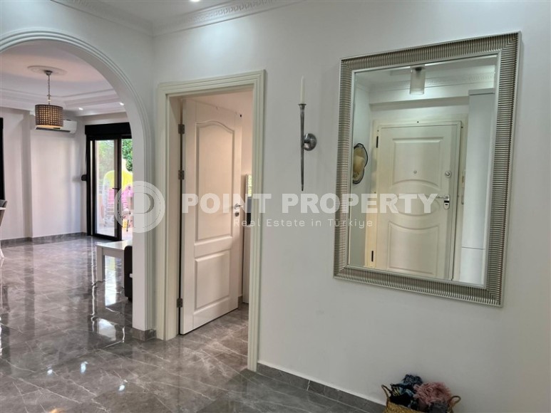 Комфортабельная квартира с новым ремонтом и современным дизайном, в 250 метрах от моря, в центре района Оба-id-6992-фото-7