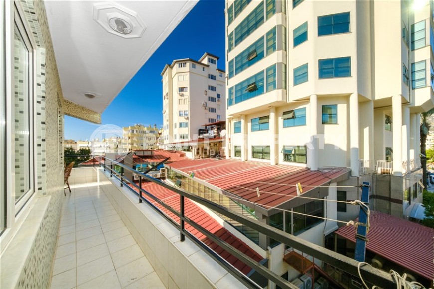Cozy 2+1 apartment 800 meters from the sea, in the center of the popular Mediterranean resort - Alanya-id-6993-photo-14