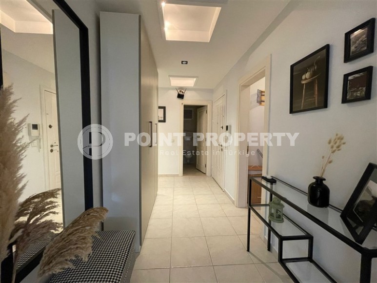 Просторная квартира с новым ремонтом и современным дизайном, в 150 метрах от моря, в центре района Тосмур-id-6995-фото-9