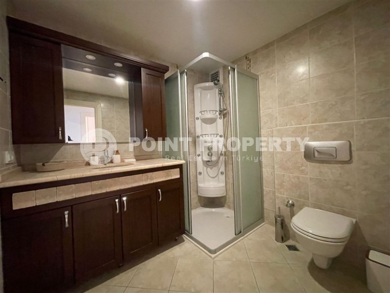 Просторная квартира с новым ремонтом и современным дизайном, в 150 метрах от моря, в центре района Тосмур-id-6995-фото-11