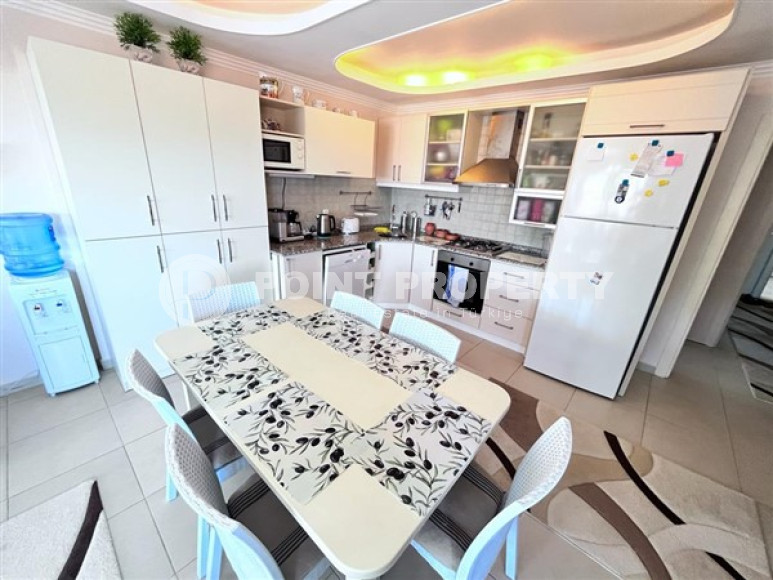 Ready-to-move three-room apartment, 120m² on a high floor in Alanya - Cikcilli-id-1546-photo-2