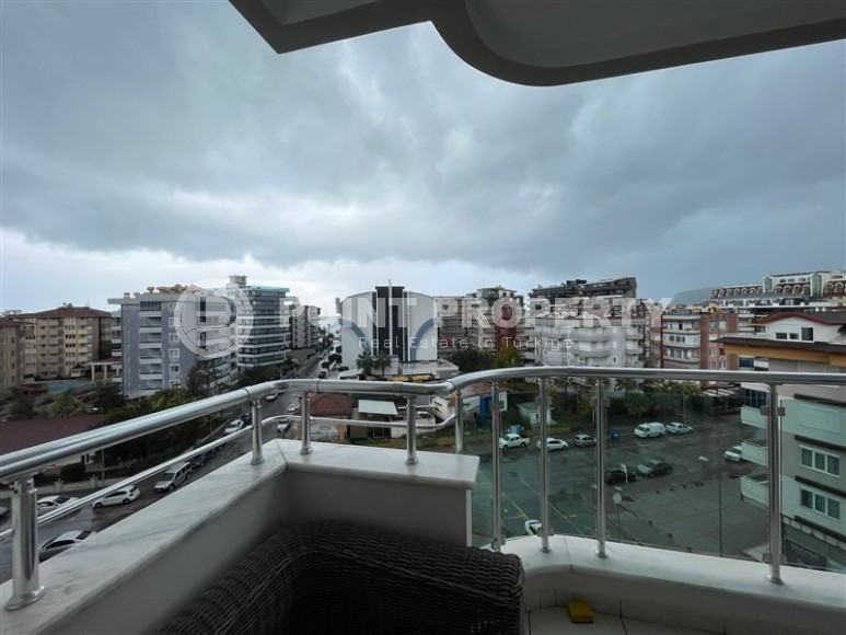 Просторная квартира с новым ремонтом и современным дизайном, в 150 метрах от моря, в центре района Тосмур-id-6995-фото-14