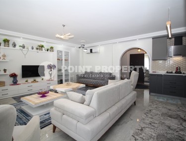 Отдельно стоящая двухэтажная вилла с панорамным видом на море, в элитном районе Аланьи - Бекташ-id-7004-фото-4