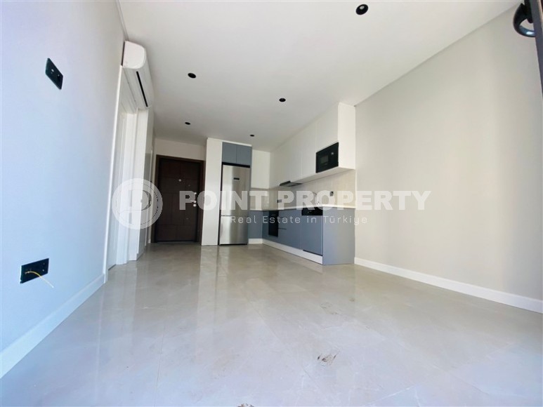 Новая квартира с высококачественной чистовой отделкой, в 150 метрах от роскошного пляжа Клеопатры-id-7009-фото-2