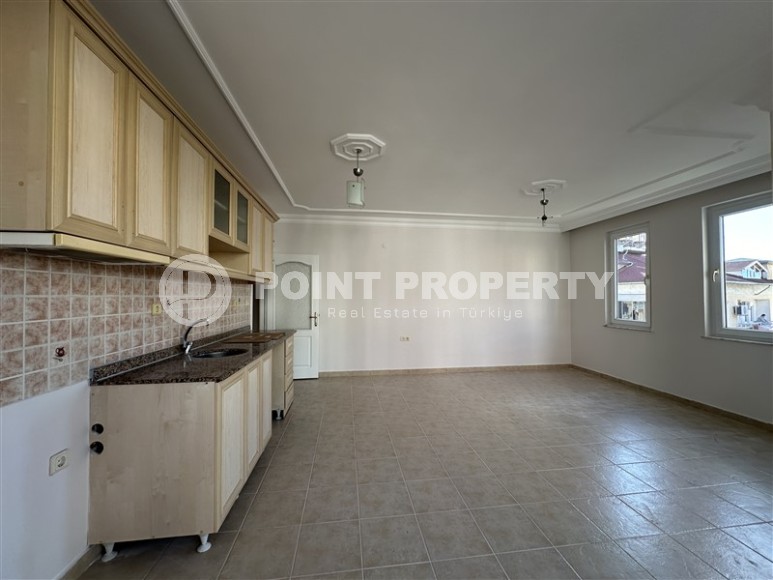 Affordable apartment on the 3rd floor in a building built in 2007, 1200 meters from the sea-id-7010-photo-3