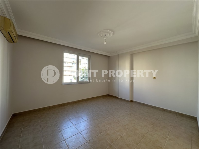 Affordable apartment on the 3rd floor in a building built in 2007, 1200 meters from the sea-id-7010-photo-5