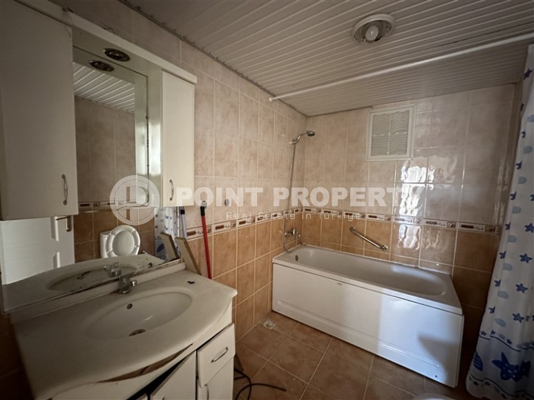 Affordable apartment on the 3rd floor in a building built in 2007, 1200 meters from the sea-id-7010-photo-8