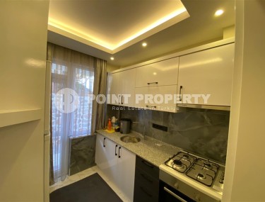 Атмосферная квартира с новым ремонтом, современной мебелью и всей необходимой бытовой техникой, в 700 метрах от моря-id-7013-фото-3