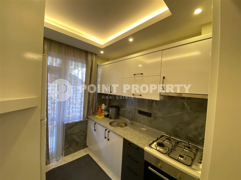 Атмосферная квартира с новым ремонтом, современной мебелью и всей необходимой бытовой техникой, в 700 метрах от моря-id-7013-фото-3