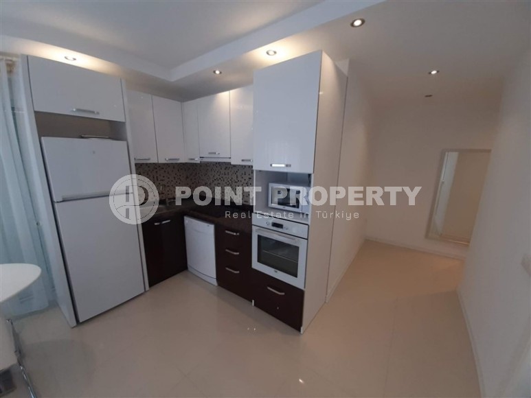 Компактная квартира с роскошной локацией в 50 метрах от знаменитого пляжа Клеопатры, в центре Аланьи-id-7014-фото-3