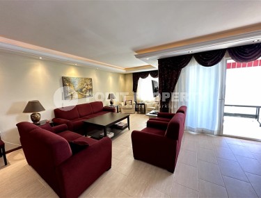 Ready-to-move-in apartment on the first line from the sea, in the center of the modern area of Alanya - Mahmutlar-id-7016-photo-3