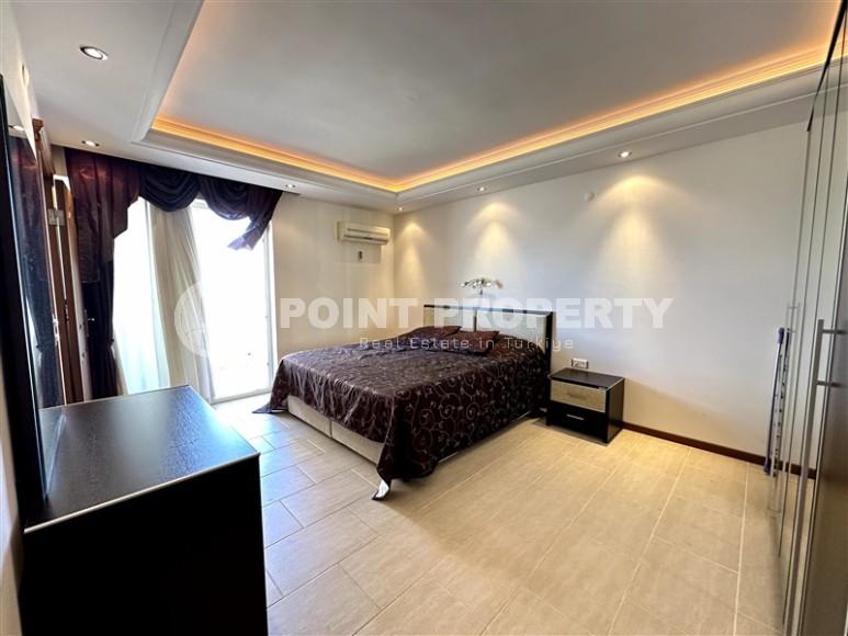 Ready-to-move-in apartment on the first line from the sea, in the center of the modern area of Alanya - Mahmutlar-id-7016-photo-6