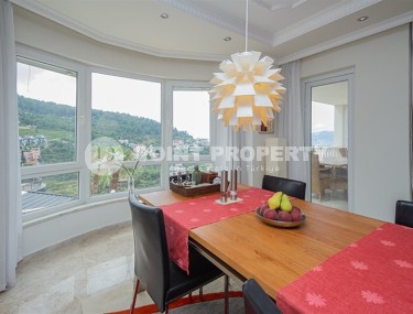 Трехэтажная вилла с панорамным видом на море и гору Кале, в престижном районе Аланьи - Бекташ-id-7019-фото-5