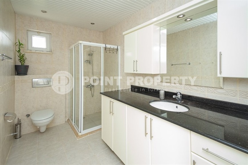 Three-storey villa with panoramic views of the sea and Mount Kale, in the prestigious area of Alanya - Bektas-id-7019-photo-18