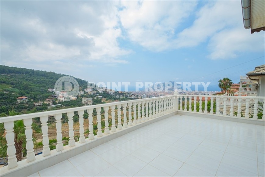 Three-storey villa with panoramic views of the sea and Mount Kale, in the prestigious area of Alanya - Bektas-id-7019-photo-29