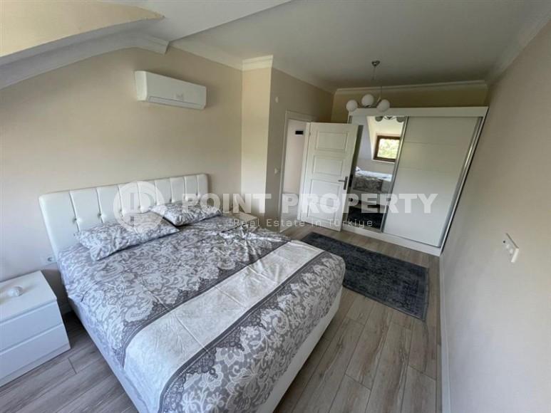 Меблированная двухуровневая квартира с видом на горы, на 5-м этаже с мансардой в резиденции 2022 года постройки-id-7022-фото-3