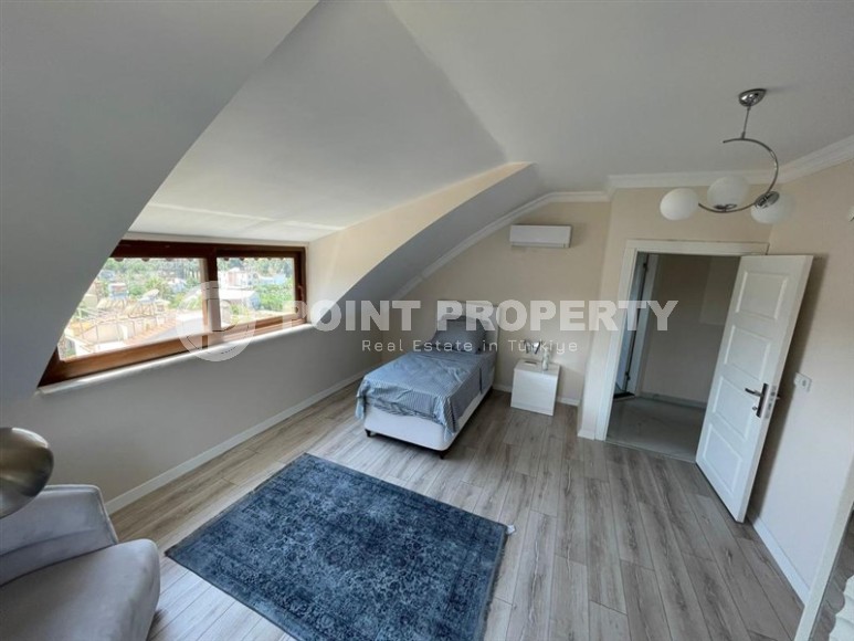 Меблированная двухуровневая квартира с видом на горы, на 5-м этаже с мансардой в резиденции 2022 года постройки-id-7022-фото-5