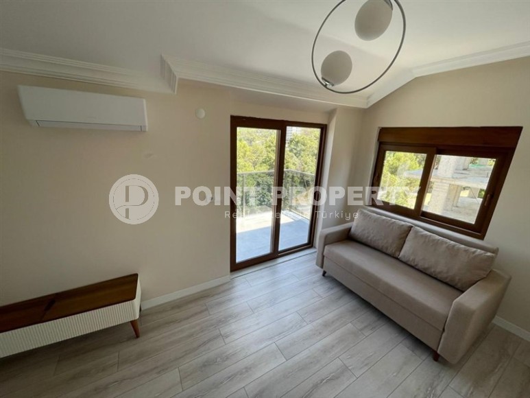 Меблированная двухуровневая квартира с видом на горы, на 5-м этаже с мансардой в резиденции 2022 года постройки-id-7022-фото-6