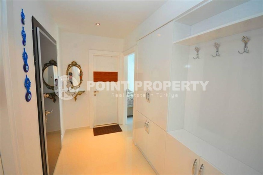 Просторная двухуровневая квартира с тремя спальными комнатами, на 5-м этаже с мансардой, в центре Аланьи-id-7028-фото-10