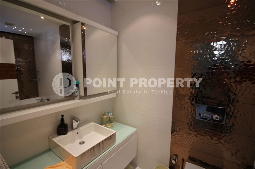 Двухуровневая квартира 3+1, общей площадью 180 м2, в современном жилом комплексе в центре Аланьи-id-7033-фото-16