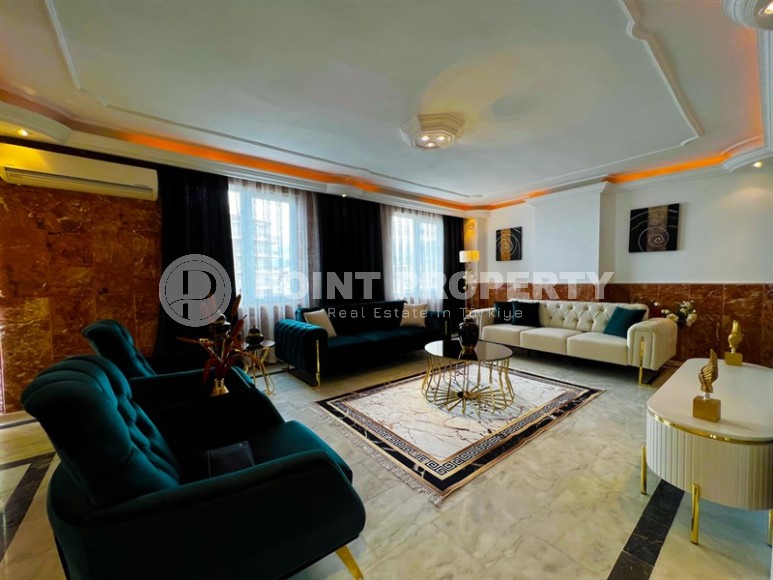 Панорамная двухуровневая квартира с джакузи на террасе с видом на море, в центре района Махмутлар-id-7034-фото-4