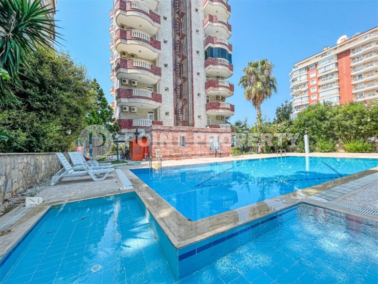 Панорамная двухуровневая квартира с джакузи на террасе с видом на море, в центре района Махмутлар-id-7034-фото-25