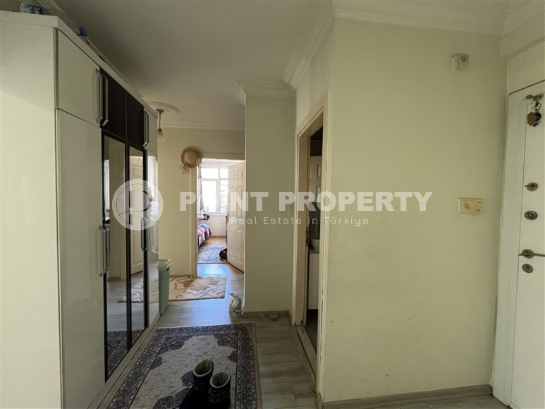 Апартаменты с тремя спальными комнатами и отдельной кухней, на 3-м этаже в доме 2007 года постройки-id-7037-фото-8