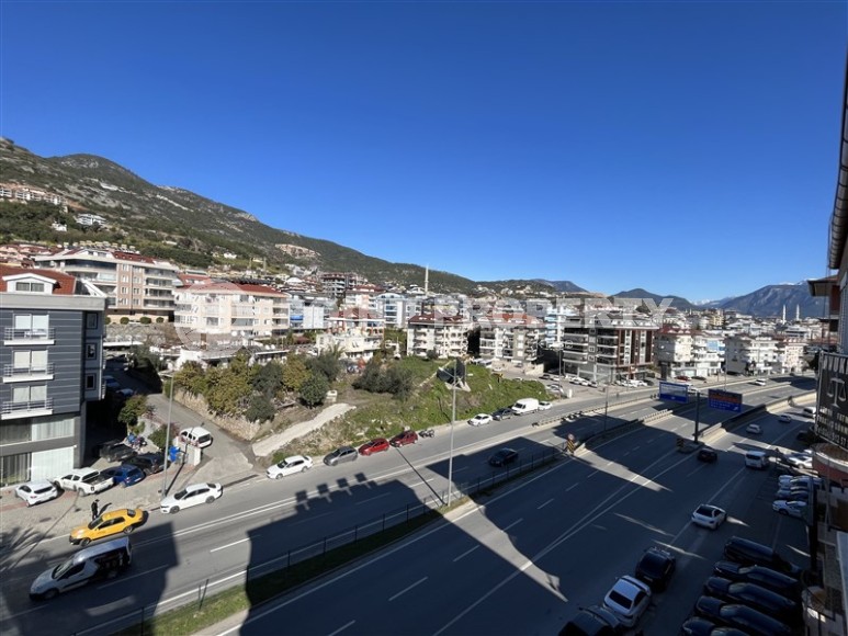 Большая линейная квартира 3+1, на площади 200 м2, в деловом центре Аланьи, недалеко от здания суда-id-7038-фото-13