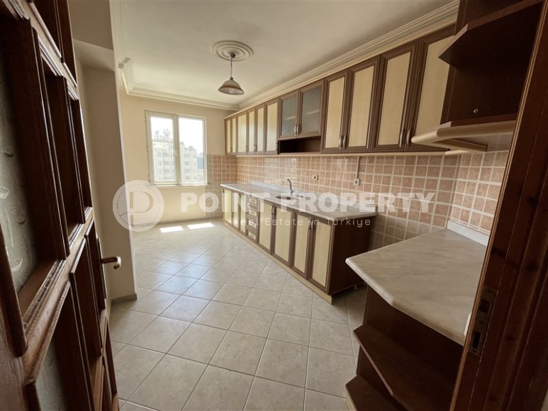 Квартира с возможностью получения гражданства Турции в 800 метрах от моря, в центре Аланьи-id-7039-фото-3