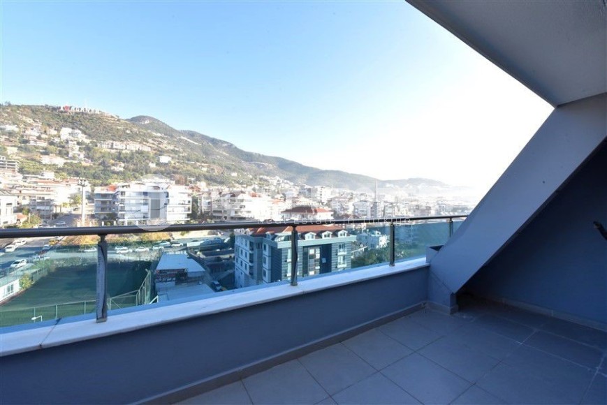 Commercial premises on the 6th floor with an attic, in a modern business center built in 2022-id-7040-photo-12