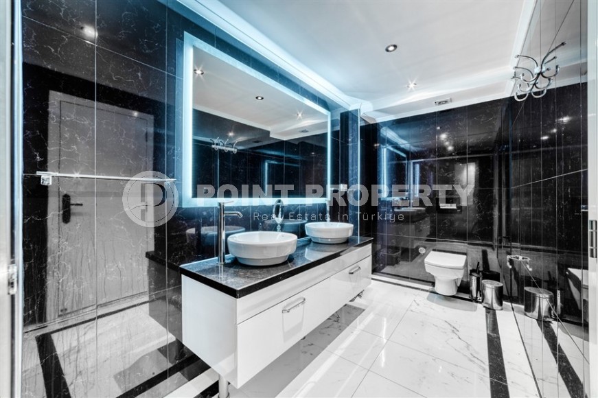 Stylish apartment with modern design 1300 meters from the sea, in a quiet area of Alanya - Cikcilli-id-7041-photo-14