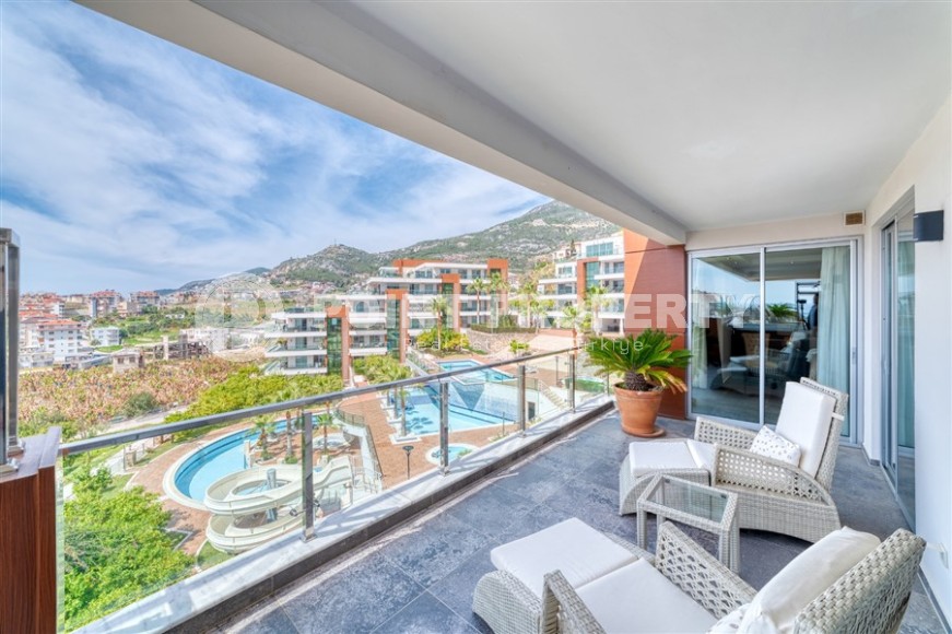 Stylish apartment with modern design 1300 meters from the sea, in a quiet area of Alanya - Cikcilli-id-7041-photo-21