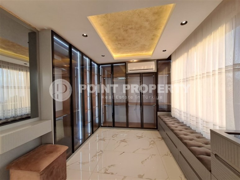 Элитная вилла с дизайнерским ремонтом, собственным садом и инфинити бассейном, в престижном районе Аланьи - Бекташ-id-7043-фото-12