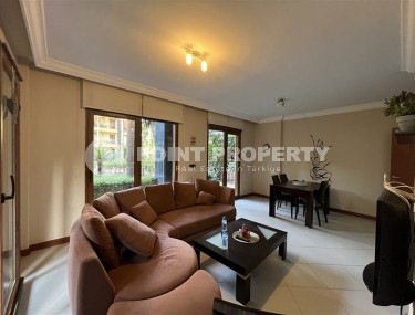 Cozy apartment 2+1, total area 110 m2, first line from the sea, in the center of Alanya-id-7044-photo-1