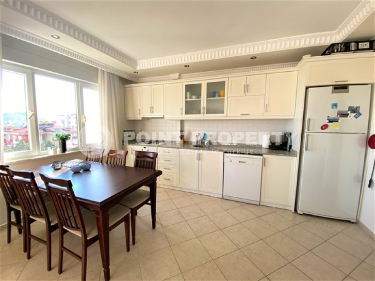 Panoramic duplex apartment with sea and mountain views, on the 3rd floor with attic in the center of Alanya-id-7051-photo-3