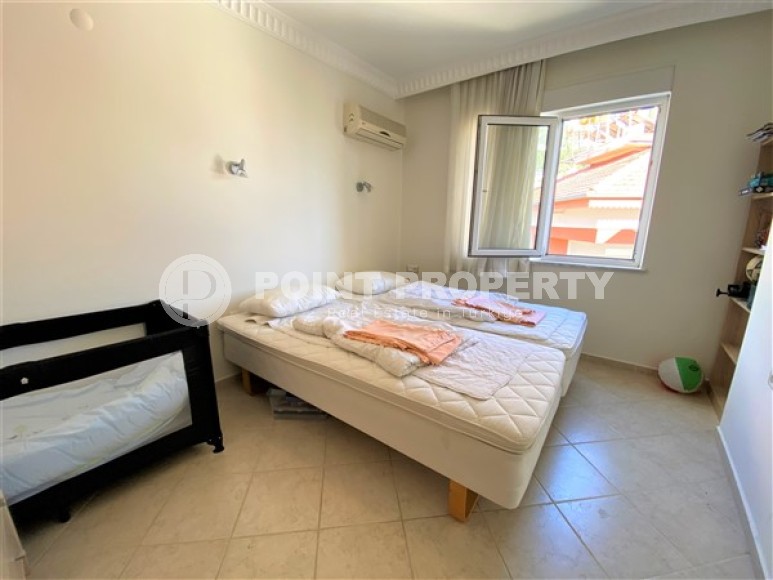 Panoramic duplex apartment with sea and mountain views, on the 3rd floor with attic in the center of Alanya-id-7051-photo-4