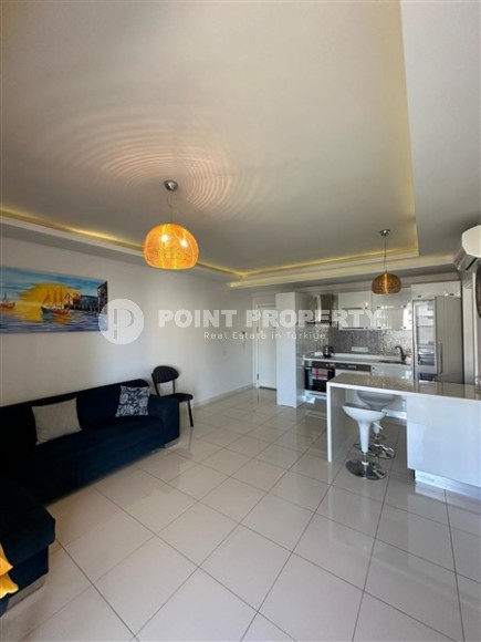 Comfortable 1+1 apartment 100 meters from the sea, in the center of the prestigious area of Alanya - Kestel-id-7053-photo-2