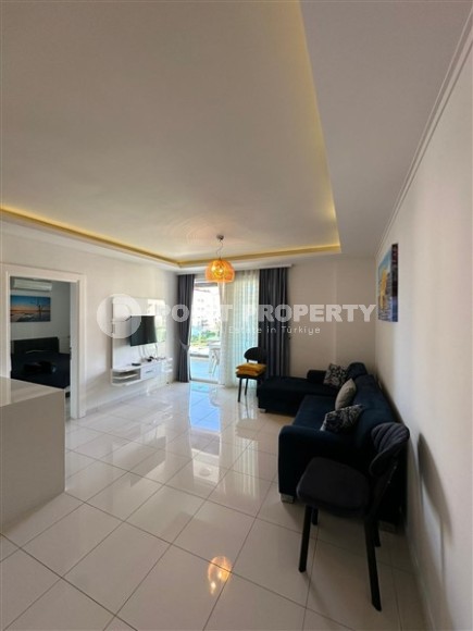 Comfortable 1+1 apartment 100 meters from the sea, in the center of the prestigious area of Alanya - Kestel-id-7053-photo-3