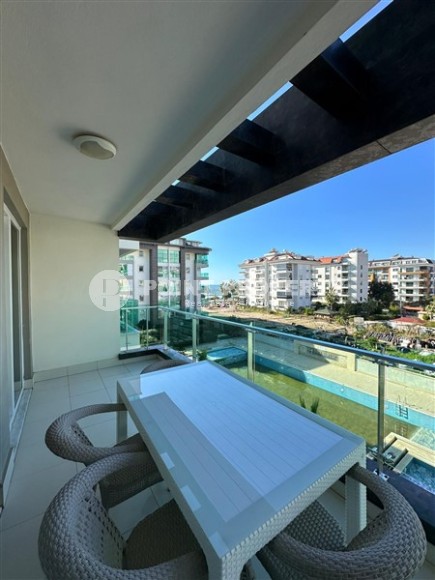 Comfortable 1+1 apartment 100 meters from the sea, in the center of the prestigious area of Alanya - Kestel-id-7053-photo-8