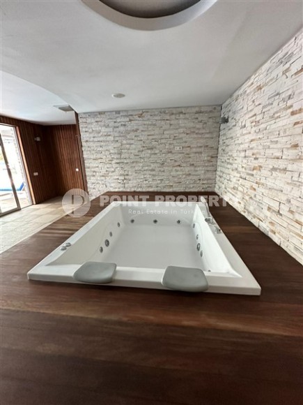 Comfortable 1+1 apartment 100 meters from the sea, in the center of the prestigious area of Alanya - Kestel-id-7053-photo-12