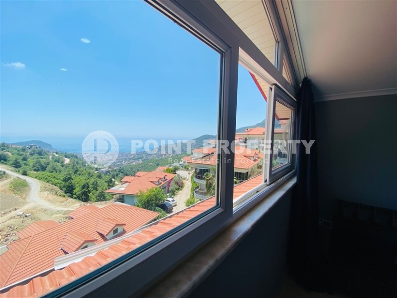 Панорамная квартира с видом на море и горы в резиденции 2011 года постройки, в престижном районе Аланьи - Бекташ-id-7055-фото-3