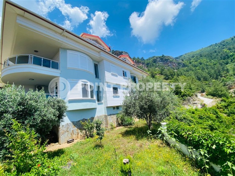 Панорамная квартира с видом на море и горы в резиденции 2011 года постройки, в престижном районе Аланьи - Бекташ-id-7055-фото-19