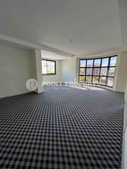 Commercial space in the modern area of Alanya - Hasbahce, with the possibility of obtaining Turkish citizenship-id-7057-photo-2