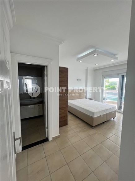 Spacious, bright apartment with furniture and household appliances, 1200 meters from the sea, in the center of Alanya-id-7059-photo-6
